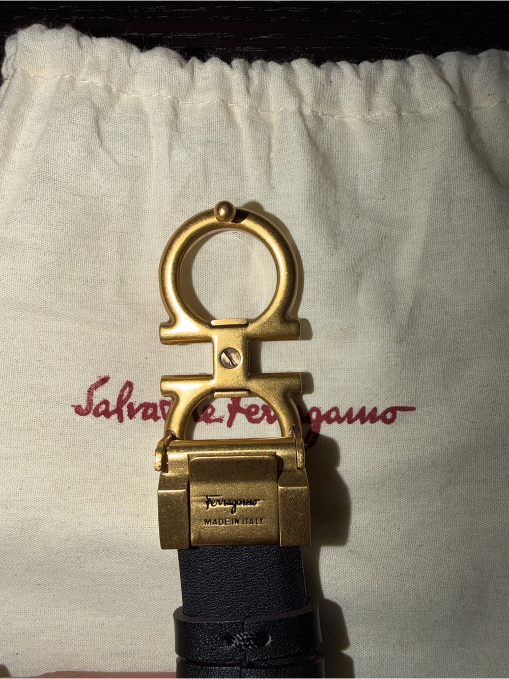 Salvatore Ferragamo Black Leather Belt with Gold Gancini Buckle - Picture 2 of 3